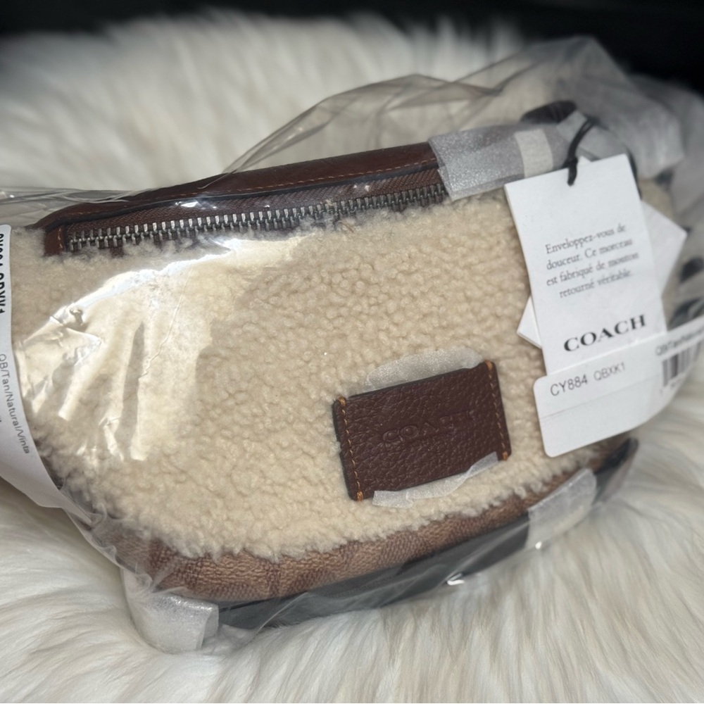 NWT Coach Warren Mini Belt Bag In Signature Canvas CY884 - Picture 5 of 8